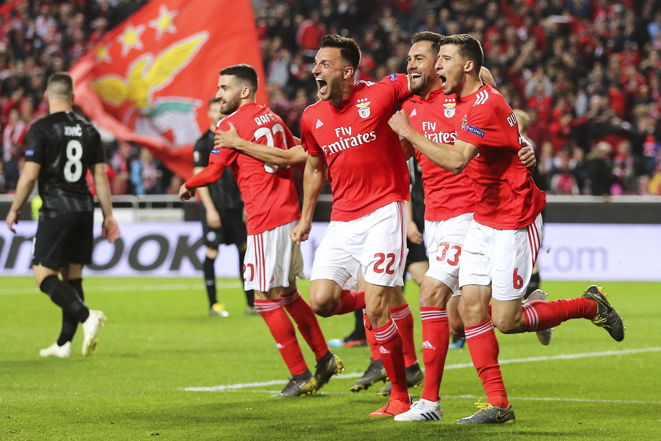 AYX-波尔图窗口期伤情更新；志在欧联名次提升；媒体盛赞；身体对抗强度拉满(波尔津吉斯惨遭恶犯肘击)