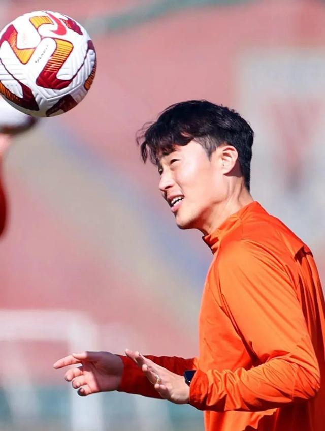 爱游戏体育- 柔道季后赛，东海闪电队与燕山玄武队逆转，体能对抗拉满！定位球制造杀机