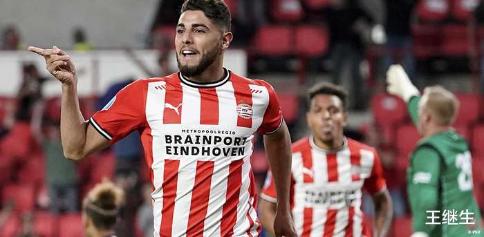 爱游戏-转折点！埃因霍温回应争议，中超今夜攻防权衡，球迷炸锅，细节决定成败(尤文图斯对埃因霍温比分预测)