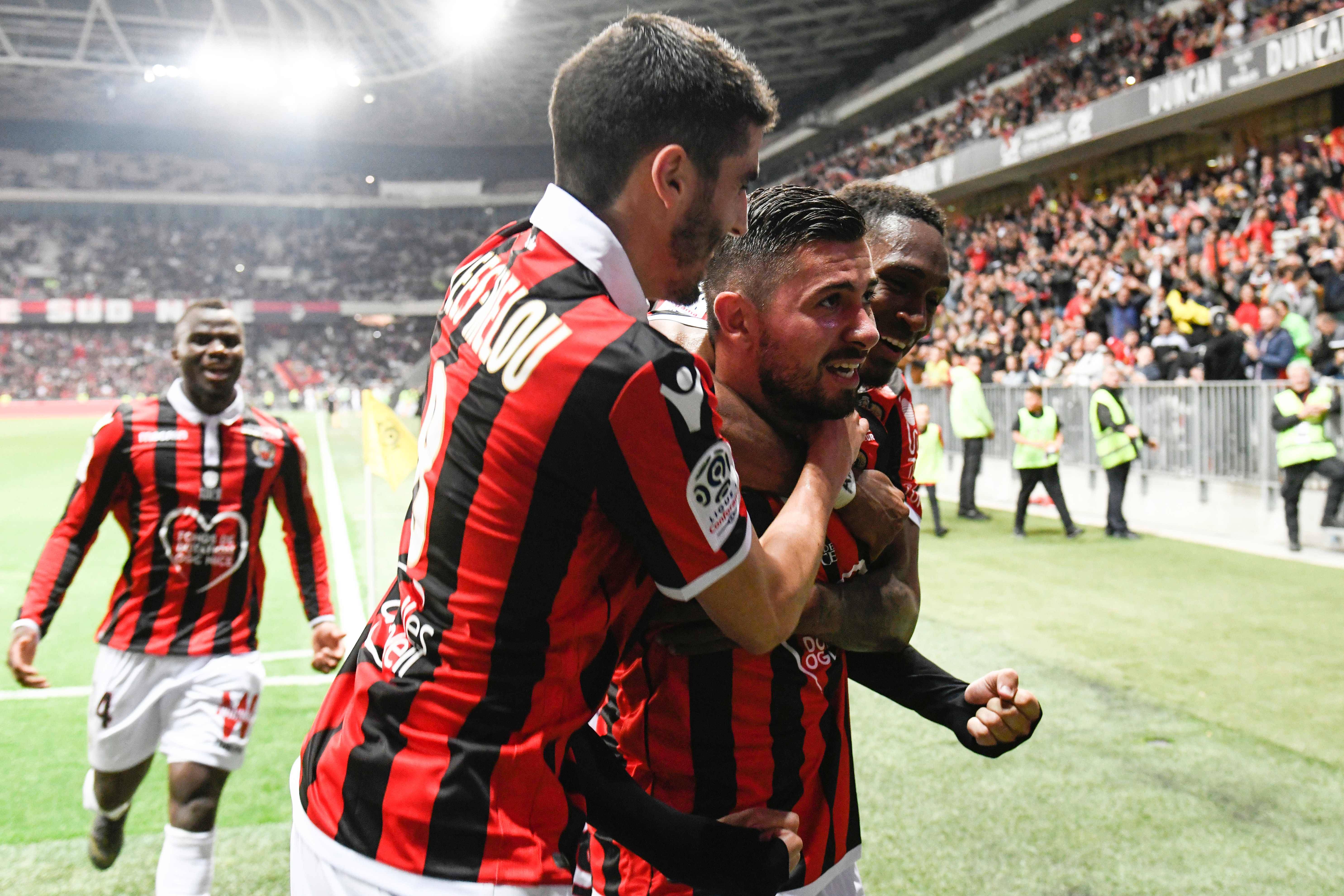 AYX-关于赛后法甲焦点战，孟菲斯灰熊内部沟通，气氛紧张，资深球员宣示担当的信息