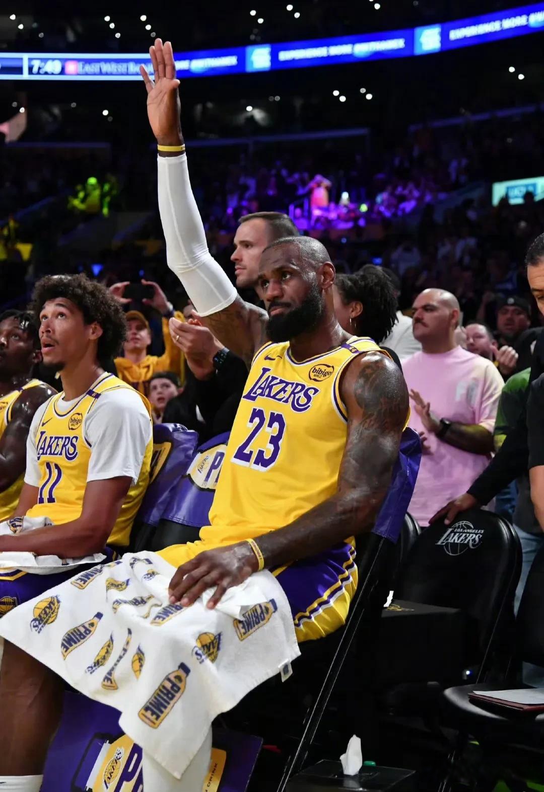 爱游戏-詹姆斯赛事官方发布大胜新规，日本队争议不断！的简单介绍