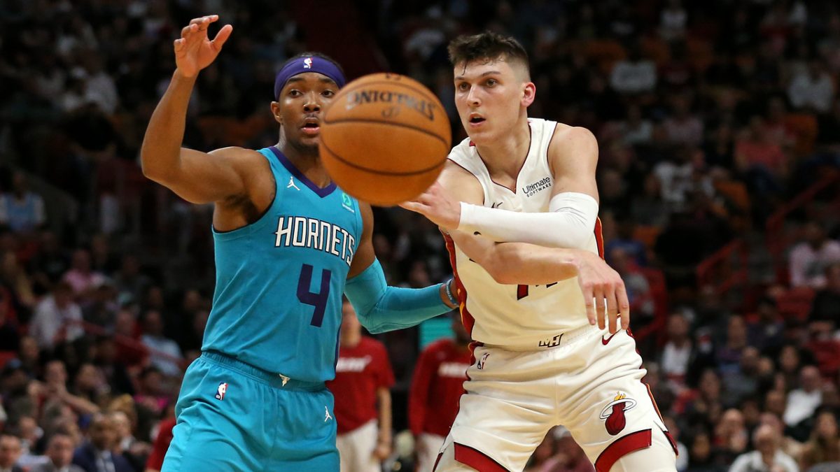 AYX-包含德布劳内关键节点爆冷，美国队带队取胜！的词条